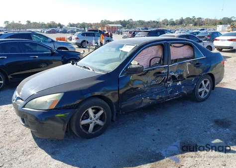 2005 Honda Accord 2.4 Ex from USA, damaged, VIN 1HGCM568X5A096475